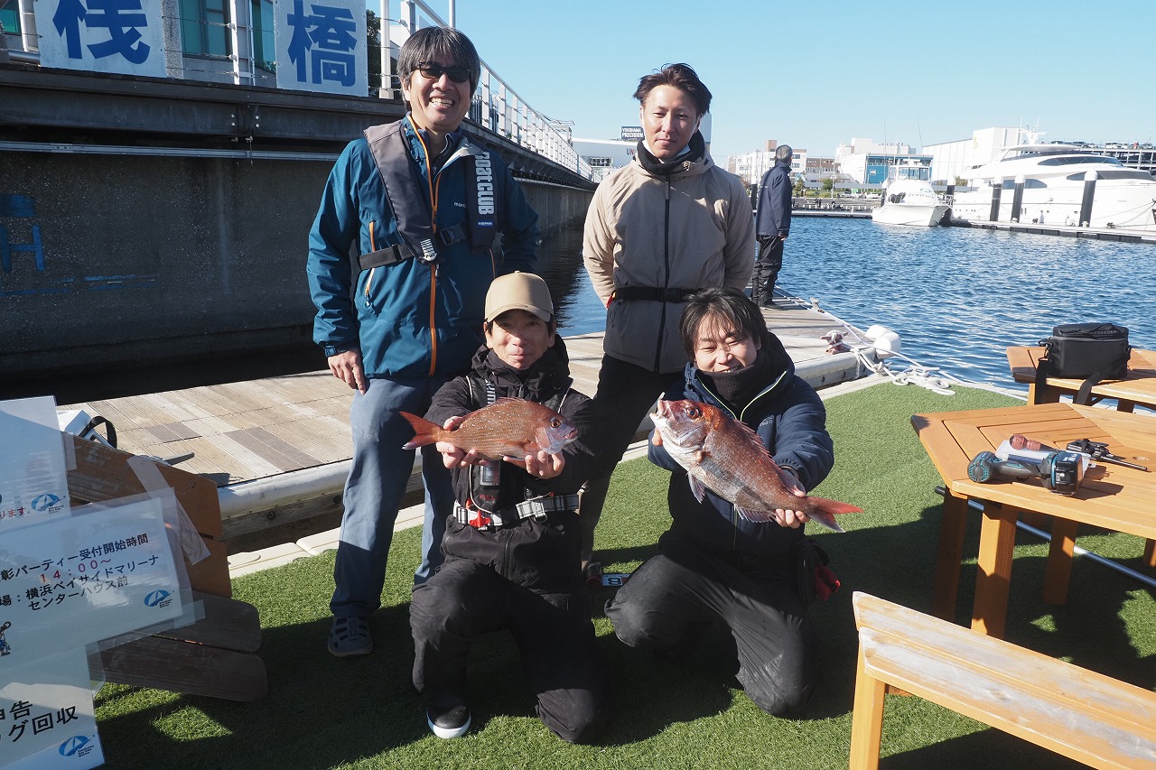 おまけ付　3セット ロット8 cm縦型フロート漁網 木製フィッシュPesca釣具 おまけ付 3セット ロット8 cm縦型フロート漁網 木製フィッシュ